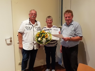 Vorsitzender Reinhard Rabenhorst, Doris und Herbert Kasling.